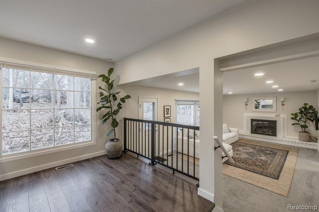 775 Basswood Drive, Rochester Hills, MI 48309