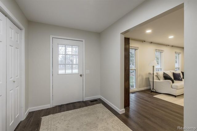 775 Basswood Drive, Rochester Hills, MI 48309