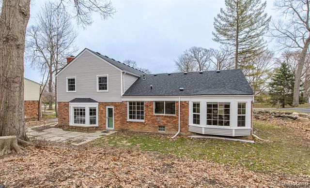 775 Basswood Drive, Rochester Hills, MI 48309