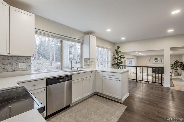 775 Basswood Drive, Rochester Hills, MI 48309