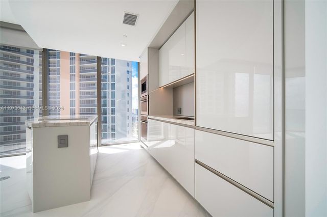 18975 Collins Avenue 1604, Sunny Isles Beach, FL 33160