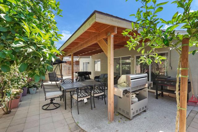 2120 Tillie Lewis Dr, Stockton, CA 95206
