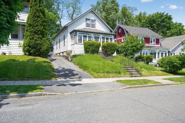 67 Pinewood Avenue, Albany, NY 12203