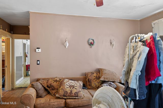 67 Pinewood Avenue, Albany, NY 12203