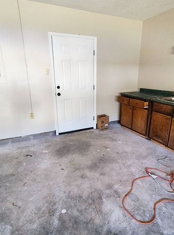 52 Eagle Cv, Jackson, TN 38305