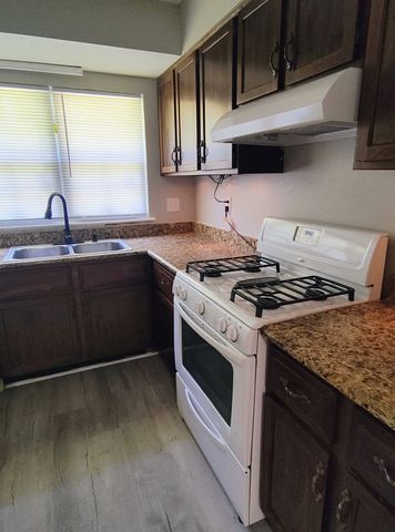 52 Eagle Cv, Jackson, TN 38305