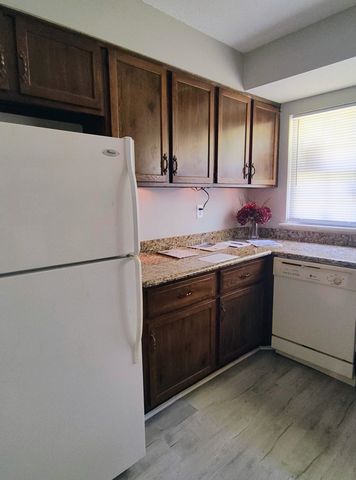 52 Eagle Cv, Jackson, TN 38305