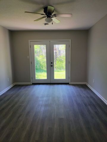 52 Eagle Cv, Jackson, TN 38305