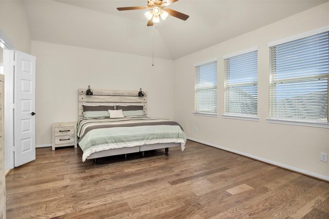 120 Dina Lane, Montgomery, TX 77356