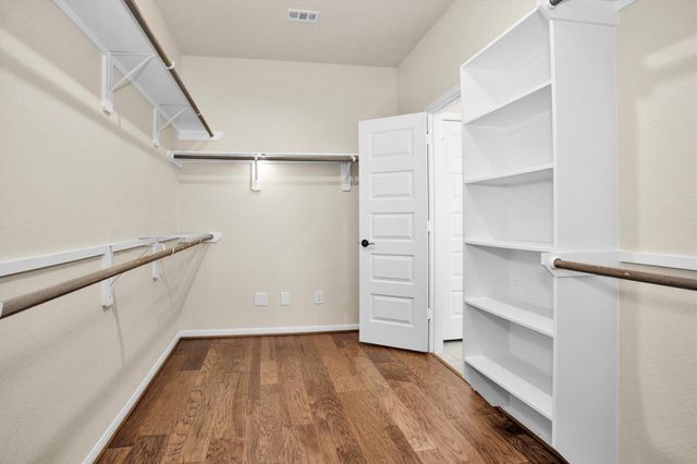 120 Dina Lane, Montgomery, TX 77356