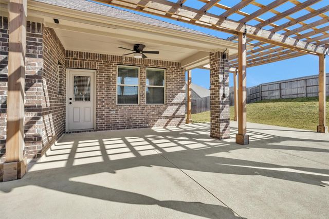 120 Dina Lane, Montgomery, TX 77356