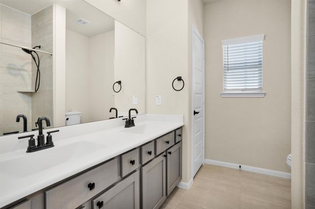 120 Dina Lane, Montgomery, TX 77356