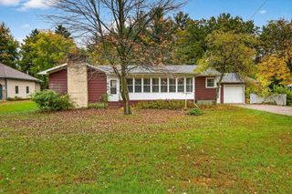 633 S CAMBRIDGE STREET, Wautoma, WI 54982