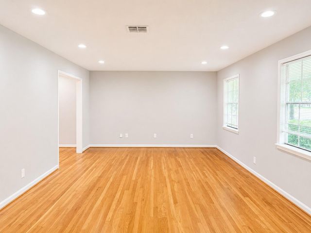 13521 Peoria Street, Houston, TX 77015