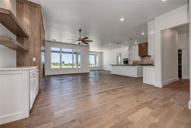 11681 Huckleberry Trail, Guthrie, OK 73044