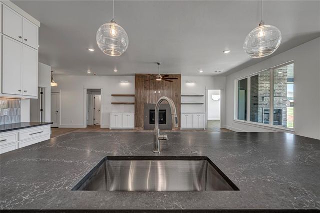 11681 Huckleberry Trail, Guthrie, OK 73044