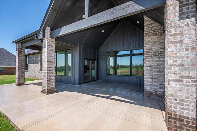 11681 Huckleberry Trail, Guthrie, OK 73044