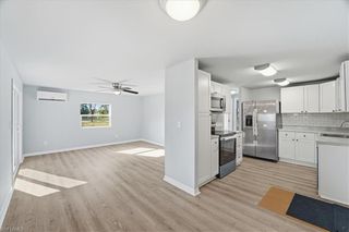 2425 Case LN, North Fort Myers, FL 33917