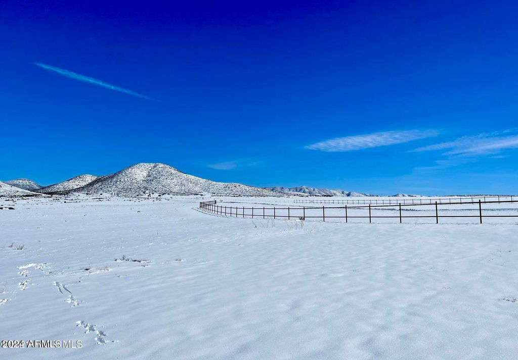 Image 10 of property listing at 10178 E Blossom Lane 26, Prescott Valley, AZ 86314