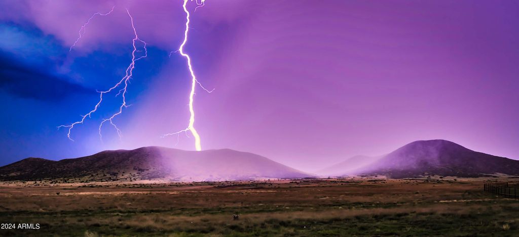 Image 7 of property listing at 10178 E Blossom Lane 26, Prescott Valley, AZ 86314