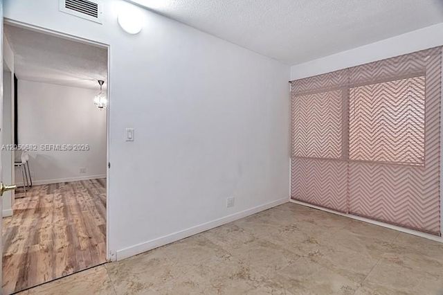 1450 NE 170th St 204, North Miami Beach, FL 33162