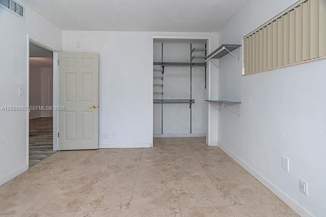 1450 NE 170th St 204, North Miami Beach, FL 33162