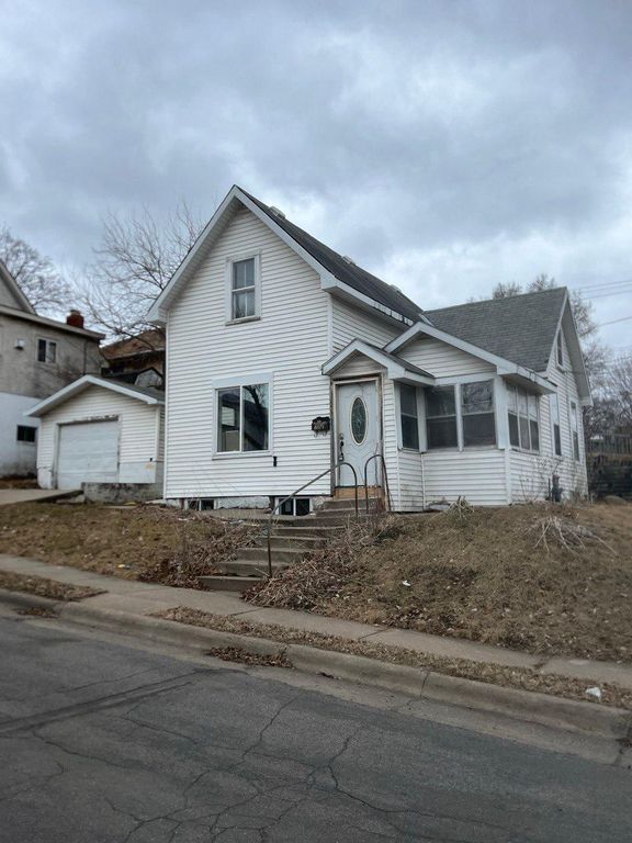 751 Woodbury Street, Saint Paul, MN 55107