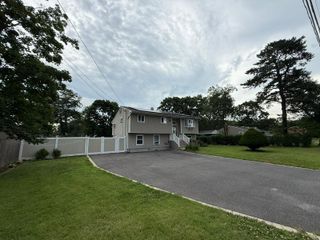 323 Ocean Avenue, Brentwood, NY 11717