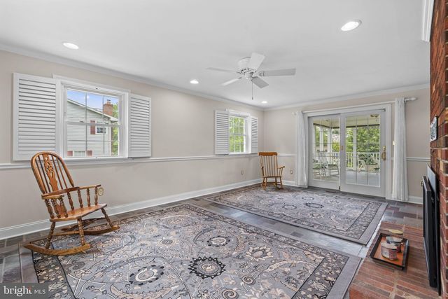 6160 HOOKS LN, Elkridge, MD 21075