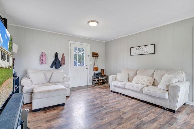 4228 Franklin ST, Rocky Mount, VA 24151