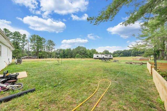 4228 Franklin ST, Rocky Mount, VA 24151