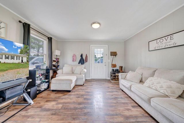 4228 Franklin ST, Rocky Mount, VA 24151