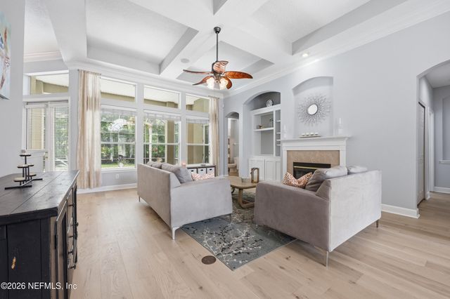 1252 N BURGANDY Trail, Jacksonville, FL 32259