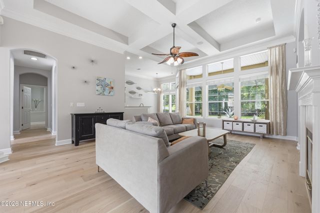 1252 N BURGANDY Trail, Jacksonville, FL 32259