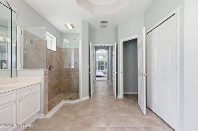 1252 N BURGANDY Trail, Jacksonville, FL 32259