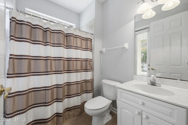 1252 N BURGANDY Trail, Jacksonville, FL 32259