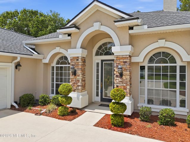 1252 N BURGANDY Trail, Jacksonville, FL 32259