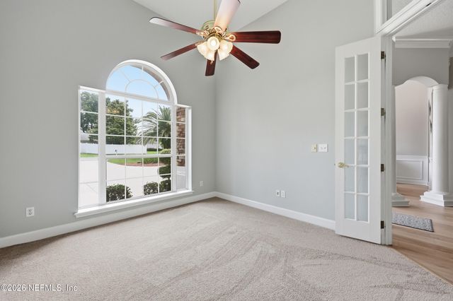 1252 N BURGANDY Trail, Jacksonville, FL 32259