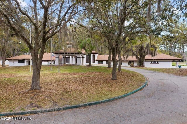 1252 N BURGANDY Trail, Jacksonville, FL 32259