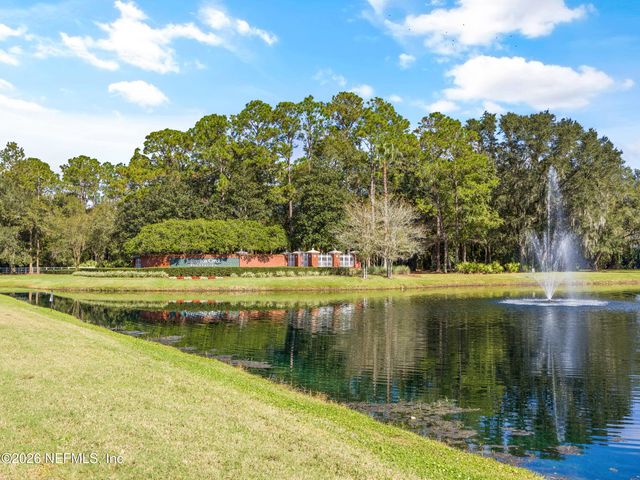 1252 N BURGANDY Trail, Jacksonville, FL 32259
