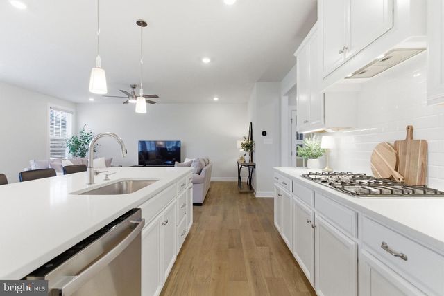 1713 FROST LN, West Chester, PA 19380