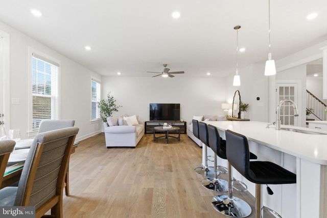 1713 FROST LN, West Chester, PA 19380