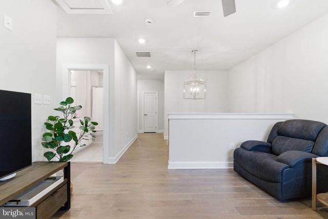 1713 FROST LN, West Chester, PA 19380