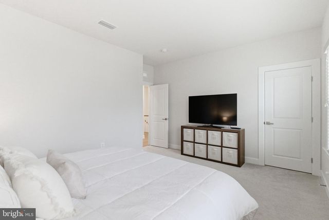 1713 FROST LN, West Chester, PA 19380