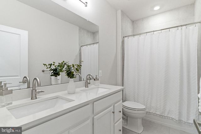 1713 FROST LN, West Chester, PA 19380