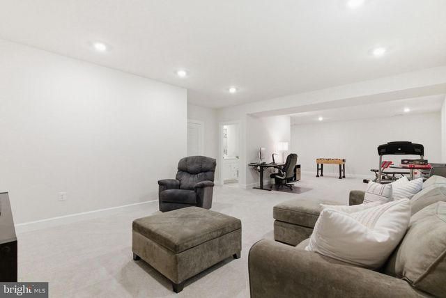 1713 FROST LN, West Chester, PA 19380