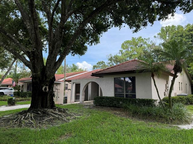 2656 SW Willowood Circle, Palm City, FL 34990