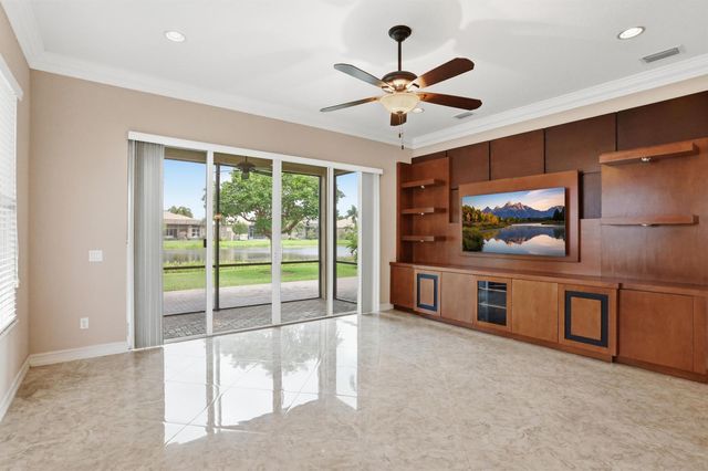10825 Leaf Bridge Way, Boynton Beach, FL 33473