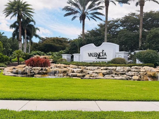 10825 Leaf Bridge Way, Boynton Beach, FL 33473