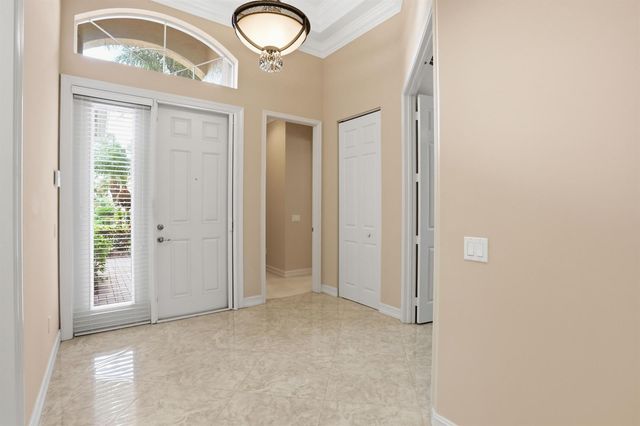 10825 Leaf Bridge Way, Boynton Beach, FL 33473